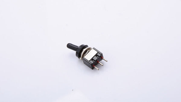 HIGHSIDER TOGGLE SWITCH W/ RUBBER CAP M6